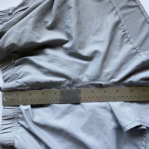 Patagonia Women’s Strider Running Shorts Lined Grey Green READ Snag - Picture 9 of 13